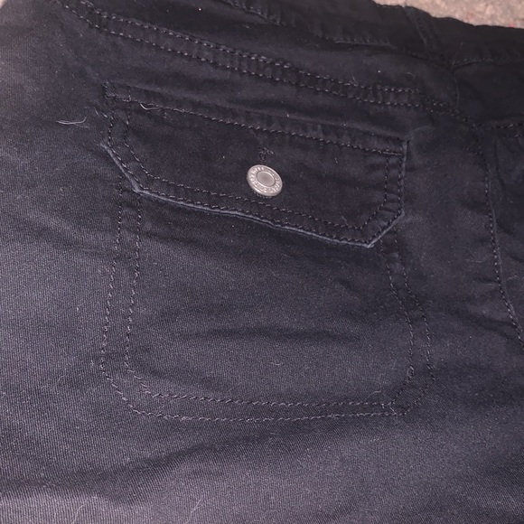 Black khaki shorts - Picture 4 of 4